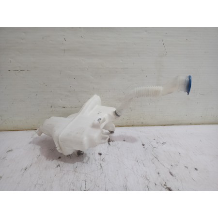 Recambio de deposito limpia para mazda 3 lim. () center-line referencia OEM IAM 860142811  