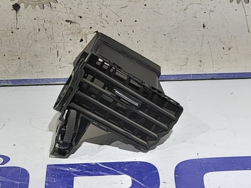 Recambio de aireador lateral derecho para citroën c5 berlina 1.6 16v hdi fap referencia OEM IAM 9682425577  