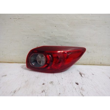 Recambio de piloto trasero derecho para mazda 3 lim. () center-line referencia OEM IAM 22041981  