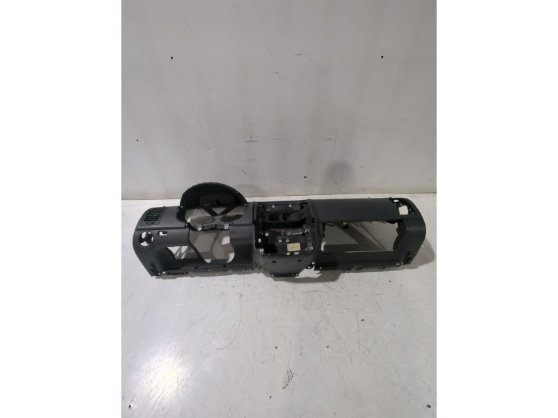 Recambio de salpicadero para volkswagen polo iv sedán (9n2, 9n4) 1.9 tdi referencia OEM IAM 6Q1857003  