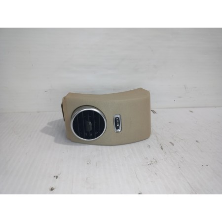 Recambio de rejilla aireadora para land rover discovery 4 tdv6 hse referencia OEM IAM AH22045G10D  