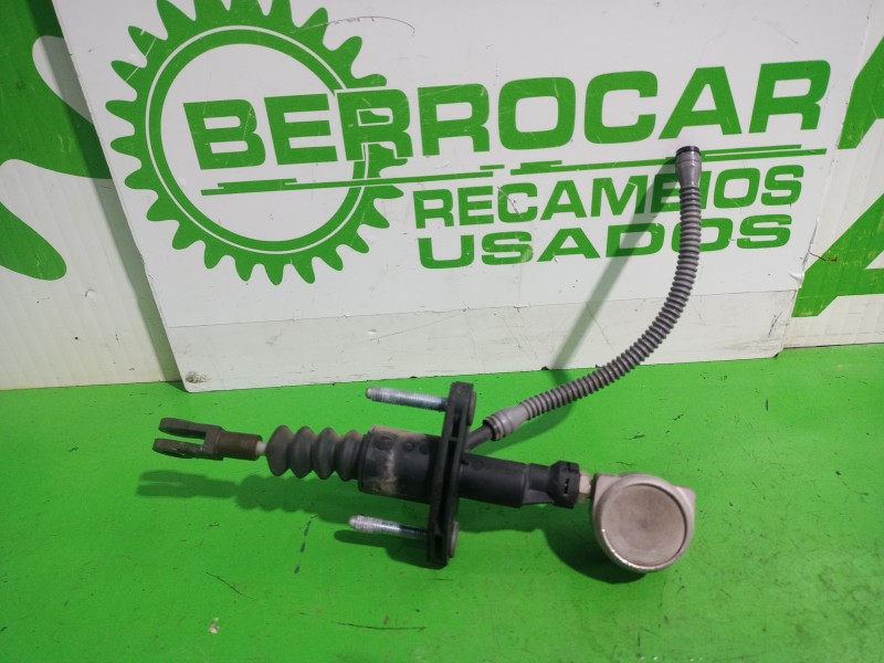 Recambio de bombin embrague para opel zafira a elegance referencia OEM IAM 5679307  