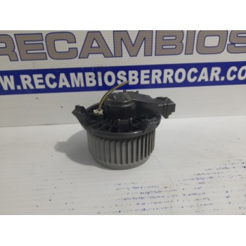 Recambio de motor calefaccion para suzuki swift berlina (mz) 1.3 16v cat referencia OEM IAM AV2727000311  