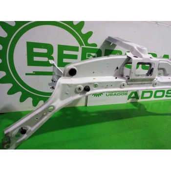 Recambio de travesaño superior para dacia sandero laureate referencia OEM IAM 625129035R  