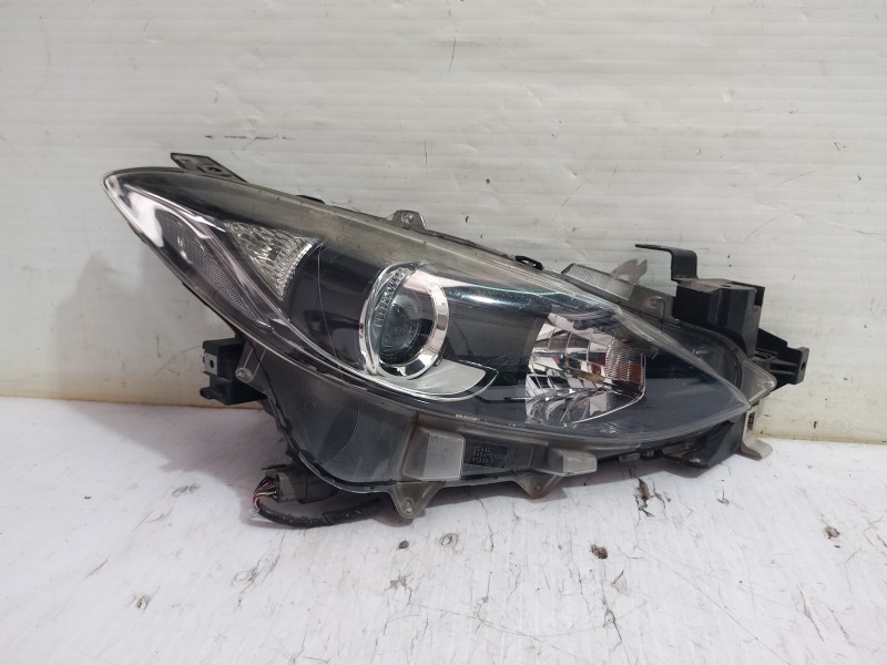 Recambio de faro derecho para mazda 3 lim. () center-line referencia OEM IAM BHR1510K0A  