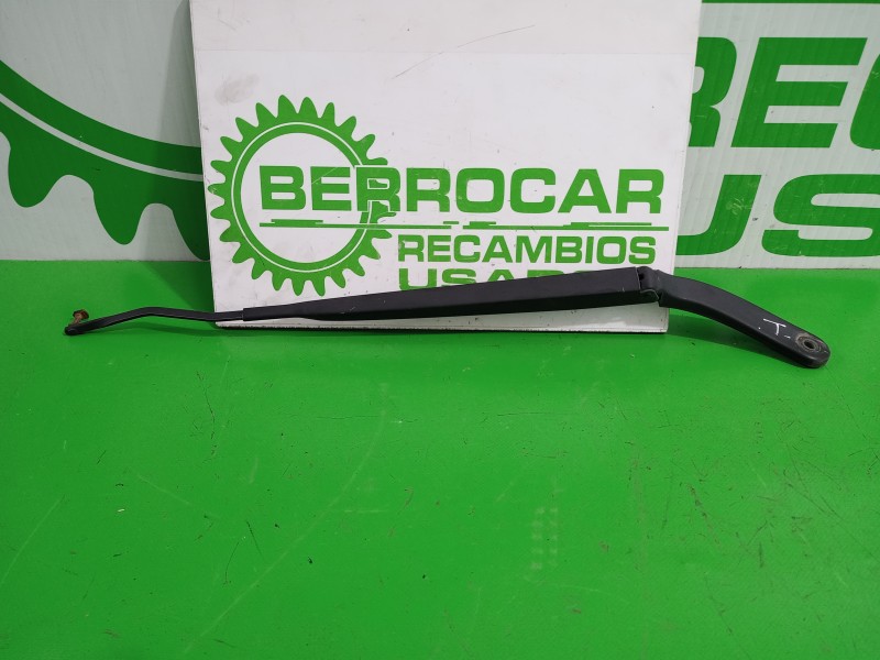 Recambio de brazo limpia delantero izquierdo para renault scenic ii 1.6 16v referencia OEM IAM 80010987  