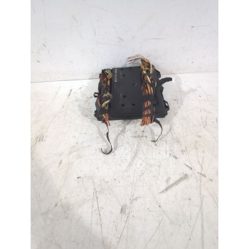 CAJA RELES / FUSIBLES 6Q1937049D 