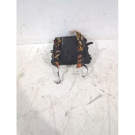 Recambio de caja reles / fusibles para volkswagen polo iv sedán (9n2, 9n4) 1.9 tdi referencia OEM IAM 6Q1937049D  