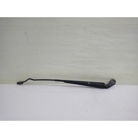 Recambio de brazo limpia delantero derecho para chrysler voyager (gs) 2.5 td family referencia OEM IAM 4897776AA  