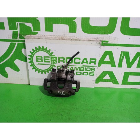 Recambio de pinza de freno delantera izquierda para dacia sandero laureate referencia OEM IAM 410007764R  