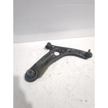 Recambio de brazo suspension inferior delantero izquierdo para peugeot 107 (pm_, pn_) 1.4 hdi referencia OEM IAM 3520Q2  