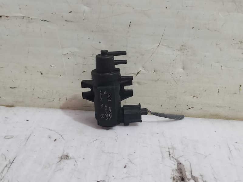 Recambio de valvula aire adicional para mazda 3 lim. () center-line referencia OEM IAM SH0218741  