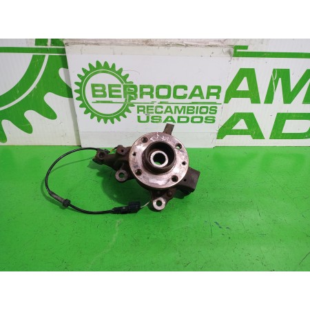 Recambio de mangueta delantera izquierda para dacia sandero laureate referencia OEM IAM 400155389R  