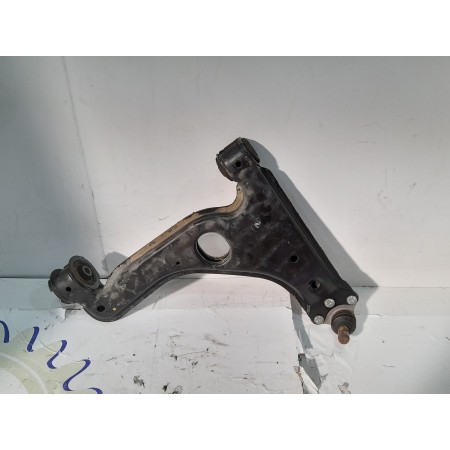 Recambio de brazo suspension inferior delantero derecho para opel zafira b 1.6 16v cat referencia OEM IAM   