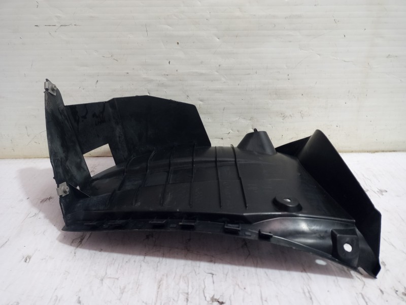 Recambio de paso rueda trasero derecho para mazda 3 lim. () center-line referencia OEM IAM BHN950341  