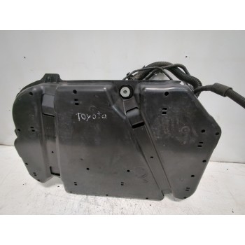 Recambio de deposito combustible para toyota rav 4 v (_a5_, _h5_) 2.0 (mxaa52) referencia OEM IAM 7700142350  