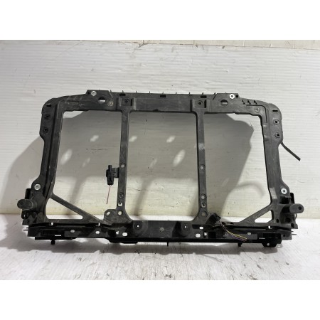 Recambio de panel frontal para mazda 3 lim. () center-line referencia OEM IAM GHP953111  