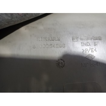 Recambio de guarnecido porton trasero para renault scenic ii 1.9 dci diesel referencia OEM IAM 8200084296  