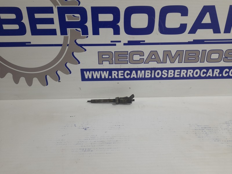 Recambio de inyector para peugeot partner kombi 1.6 blue-hdi fap referencia OEM IAM 0445110188  