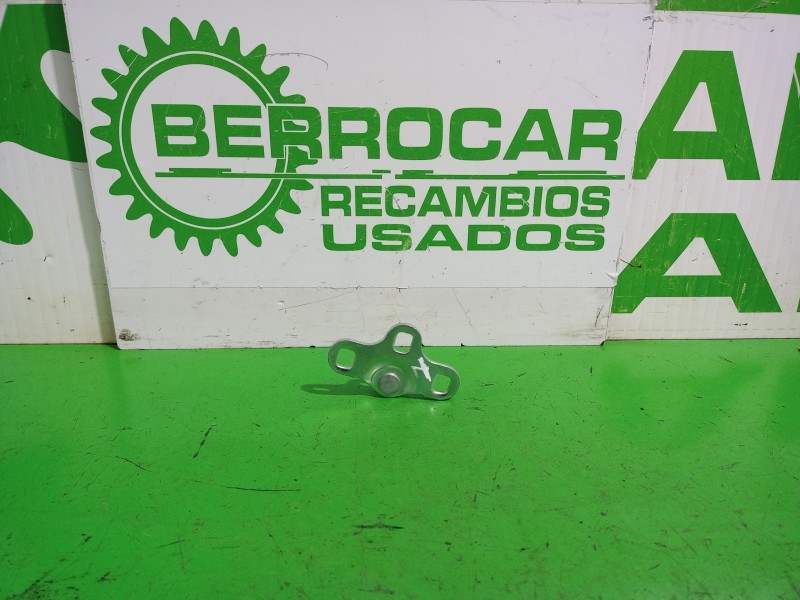 Recambio de anclaje cerradura para ford fiesta (cbk) ambiente referencia OEM IAM 1479523  