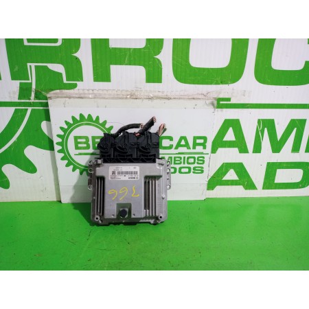 Recambio de centralita motor uce para dacia sandero laureate referencia OEM IAM 237106319R  