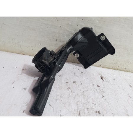 Recambio de tubo filtro aire para mazda 3 lim. () center-line referencia OEM IAM SH0513201  