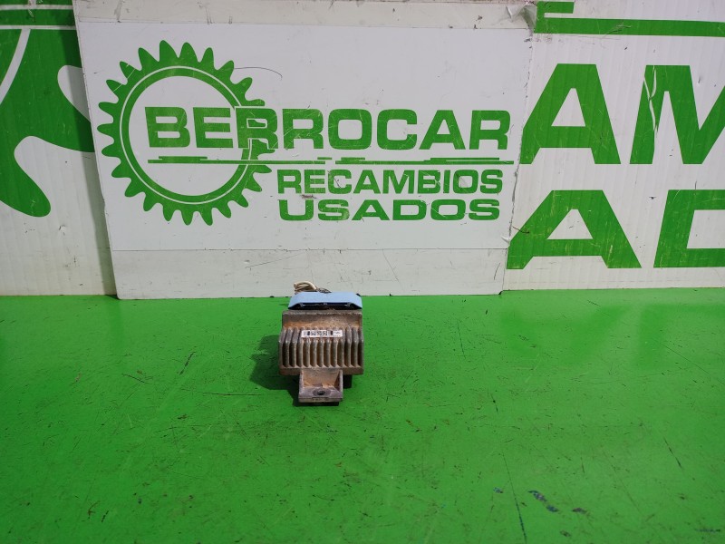 Recambio de caja precalentamiento para dacia sandero laureate referencia OEM IAM 110678071R  