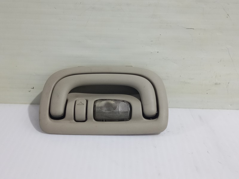 Recambio de asidero techo trasero izquierdo para chrysler voyager (gs) 2.5 td family referencia OEM IAM 4706691  