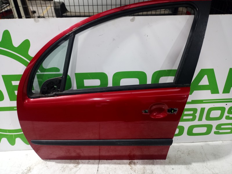 Recambio de puerta delantera izquierda para citroën c3 1.4 hdi sx referencia OEM IAM 9002V1  