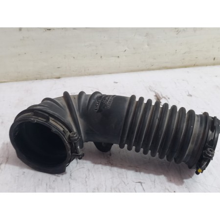 Recambio de tubo para mazda 3 lim. () center-line referencia OEM IAM SH0113221  