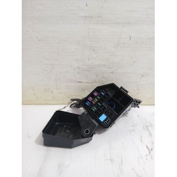 CAJA RELES / FUSIBLES 8266242470 