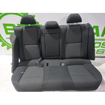 ASIENTOS TRASEROS 8847C9 