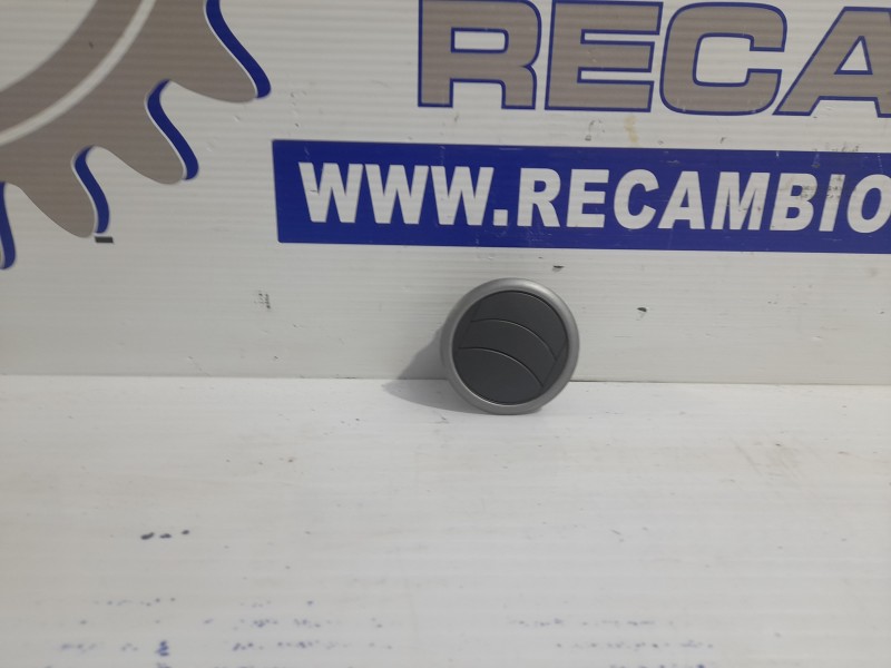 Recambio de rejilla aireadora para suzuki swift berlina (mz) 1.3 16v cat referencia OEM IAM 7363062J10  