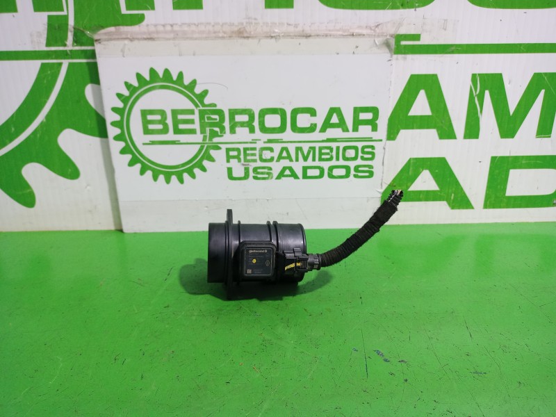 Recambio de caudalimetro para dacia sandero laureate referencia OEM IAM H8200702517  
