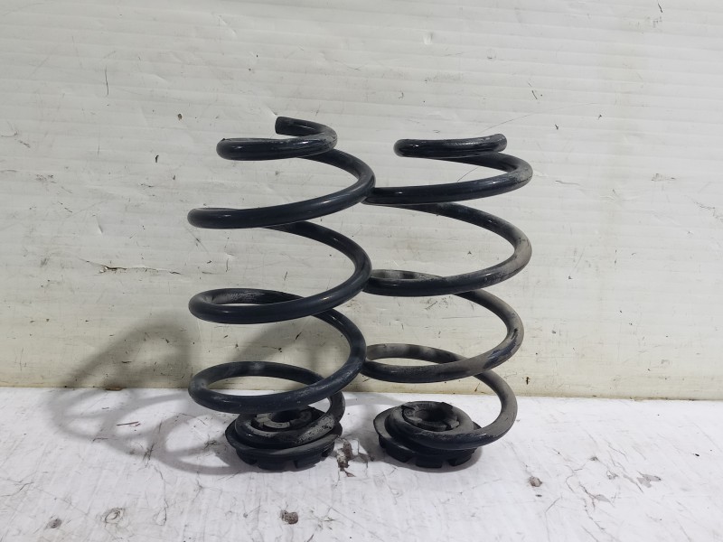 Recambio de muelle amortiguacion para nissan micra (k12e) sport referencia OEM IAM 55020AX601  