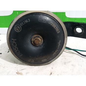 Recambio de claxon para suzuki vitara se/sv (et) 1.9 turbodiesel referencia OEM IAM 3881163  