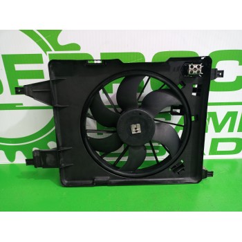 Recambio de electroventilador para renault scenic ii 1.6 16v referencia OEM IAM 8200151465  