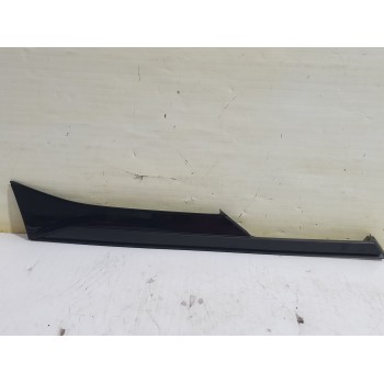 MOLDURA IZQUIERDA YP00051377 