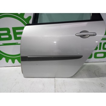 Recambio de puerta trasera izquierda para renault scenic ii 1.9 dci diesel referencia OEM IAM 821014922R  