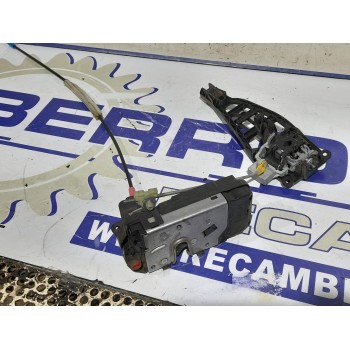 Recambio de cerradura puerta trasera izquierda para opel zafira b 1.6 16v cat referencia OEM IAM 13210738  