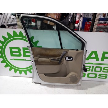 Recambio de puerta delantera izquierda para renault scenic ii 1.9 dci diesel referencia OEM IAM 7751477221  