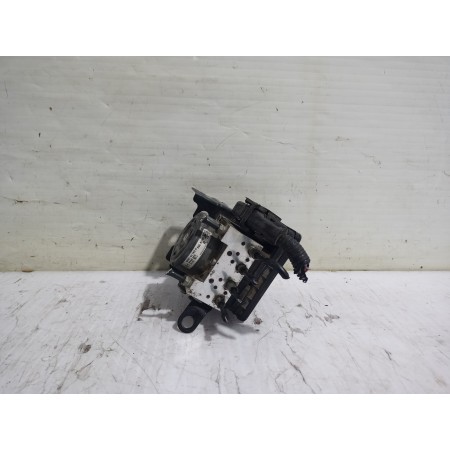 Recambio de abs para mazda 3 lim. () center-line referencia OEM IAM BHR1437A0A  
