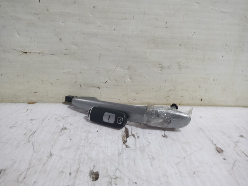 Recambio de maneta exterior delantera izquierda para mazda 3 lim. () center-line referencia OEM IAM KD535941XB50  