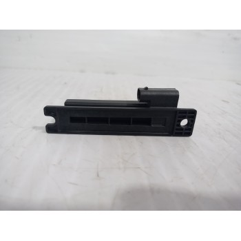 Recambio de amplificador de antena para land rover discovery 4 tdv6 hse referencia OEM IAM AH4215K603AA  