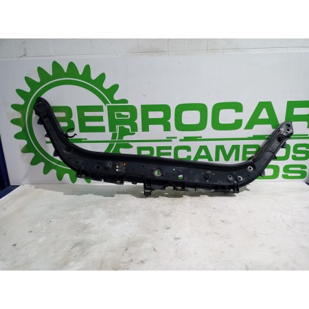 Recambio de travesaño superior para renault scenic ii 1.9 dci diesel referencia OEM IAM 8200140478  