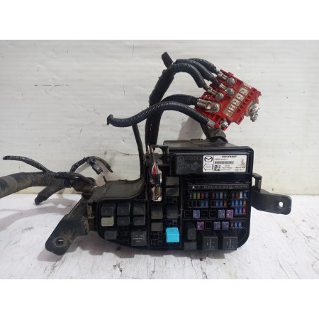 Recambio de caja reles / fusibles para mazda 3 lim. () center-line referencia OEM IAM KD45675X0C  
