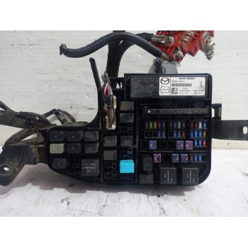 Recambio de caja reles / fusibles para mazda 3 lim. () center-line referencia OEM IAM KD45675X0C  