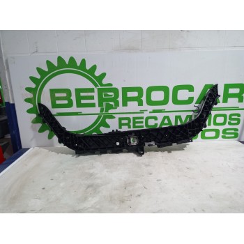 Recambio de travesaño superior para renault scenic ii 1.9 dci diesel referencia OEM IAM 8200140478  