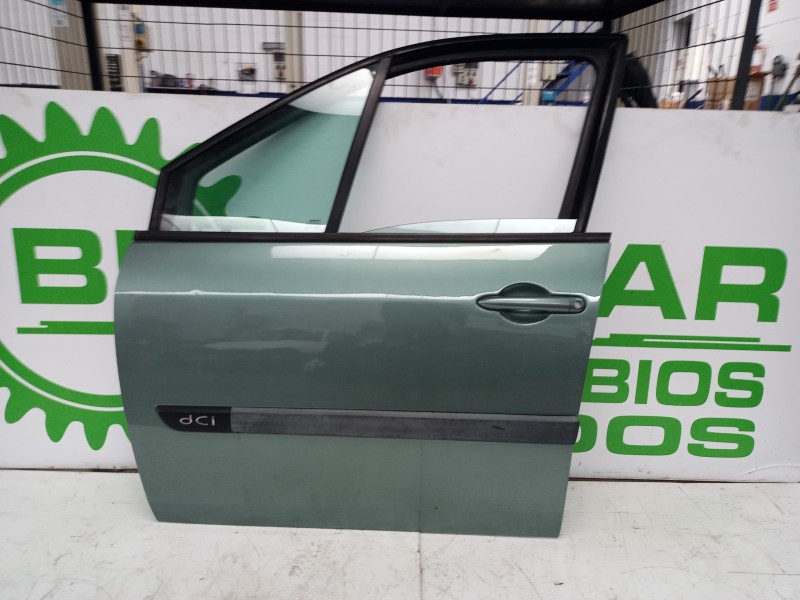 Recambio de puerta delantera izquierda para renault scenic ii 1.5 dci diesel referencia OEM IAM 7751477221  