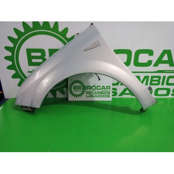 Recambio de aleta delantera izquierda para renault scenic ii 1.6 16v referencia OEM IAM 8200020568G  